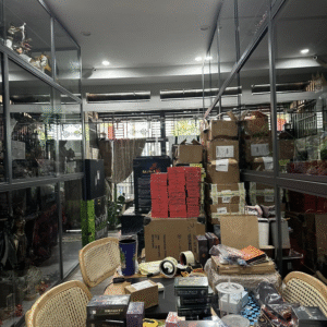 Hàng về sau Tết part 2